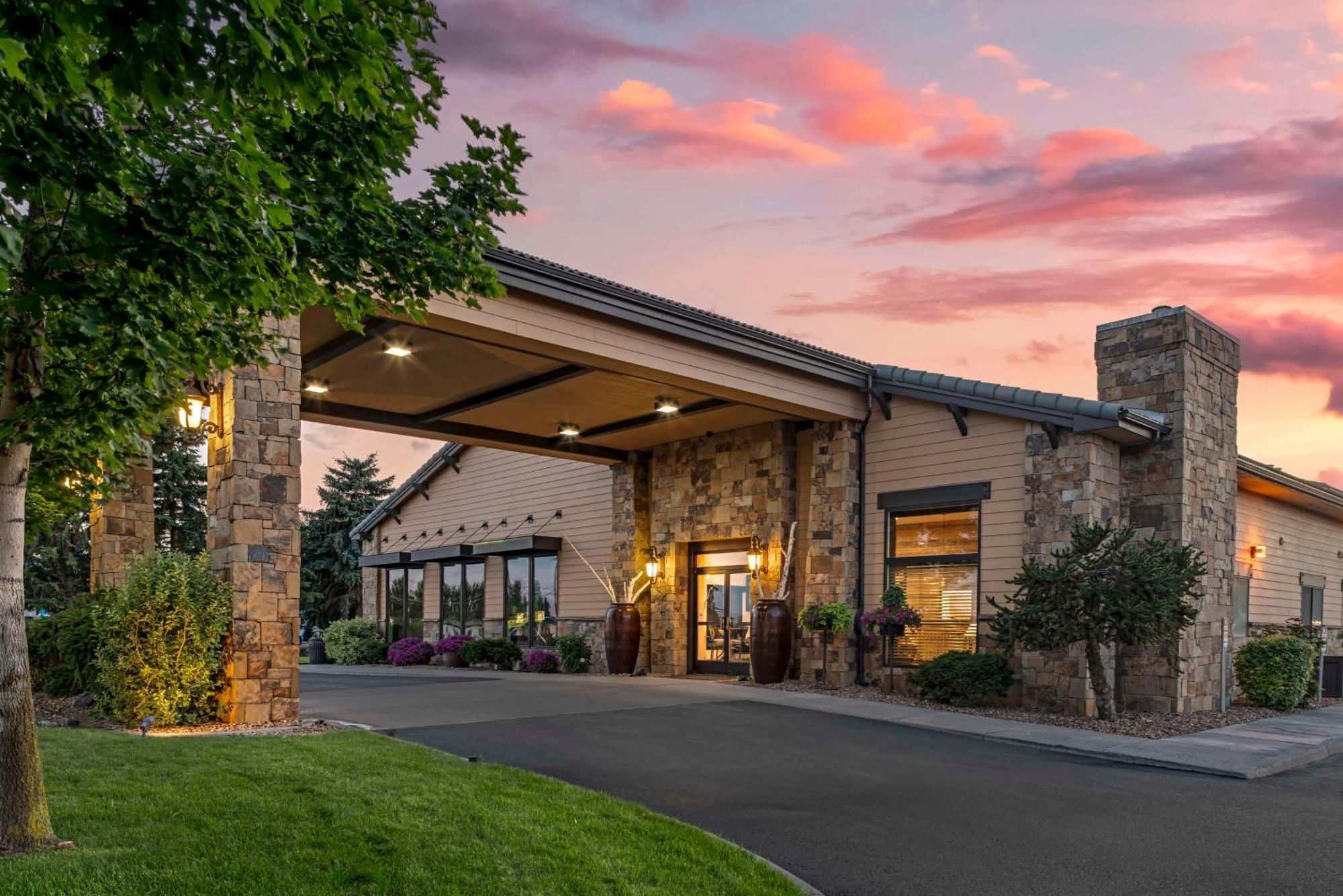 Best Western Rory & Ryan Inns Burns Buitenkant foto